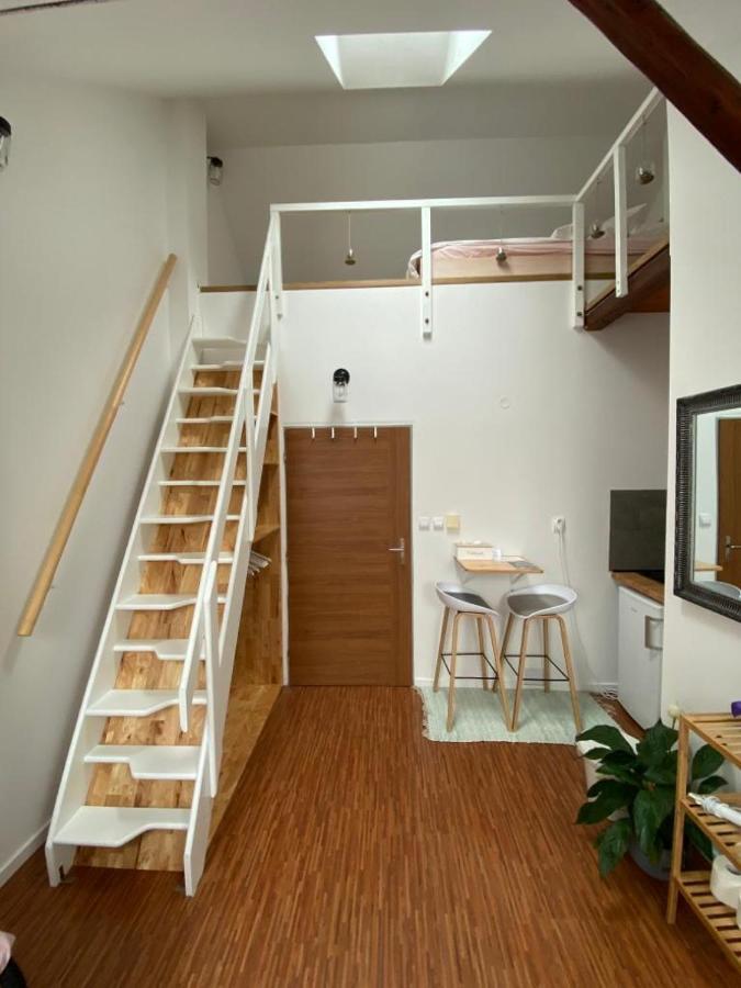 Pension Skylark Pardubice Exterior photo